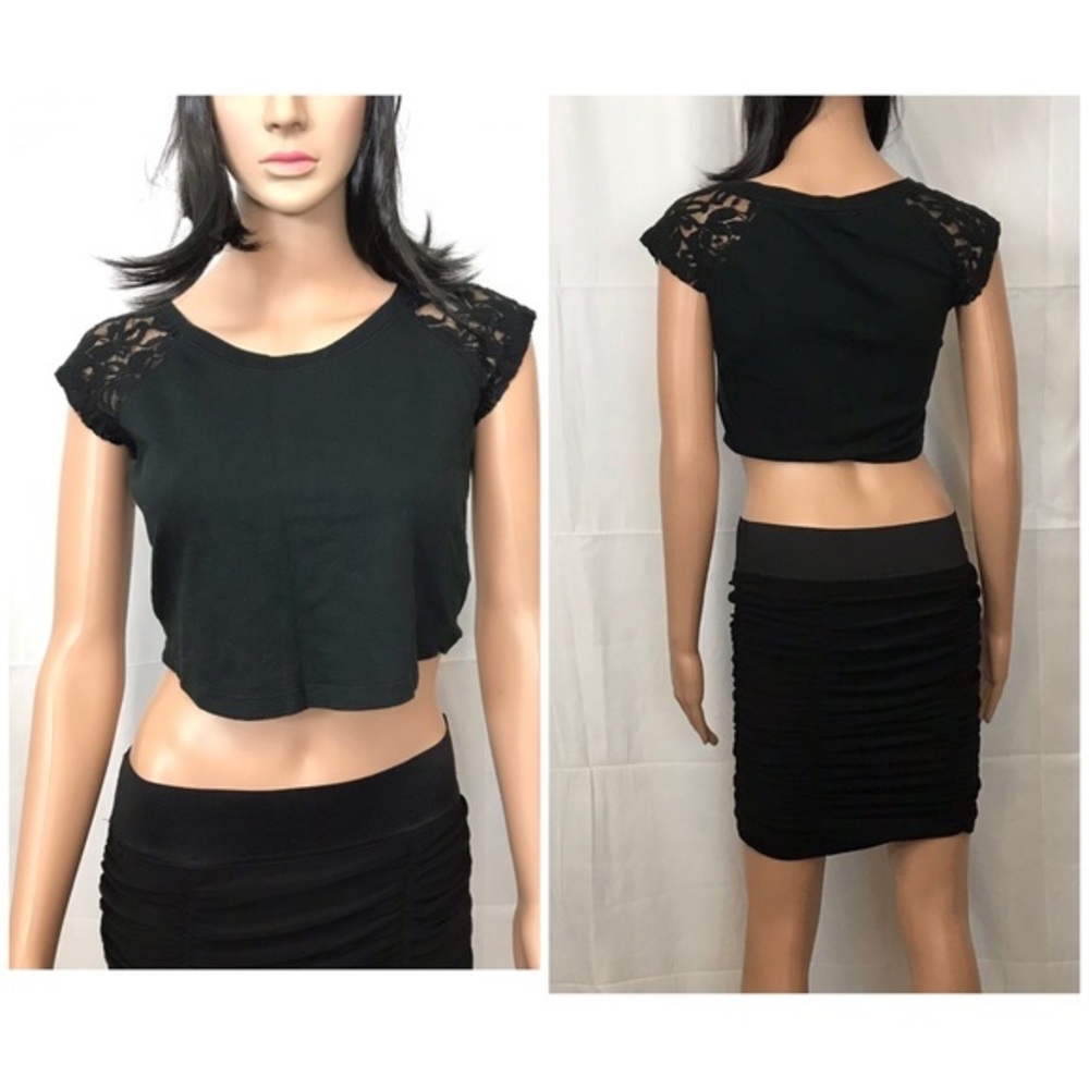 Forever 21 Black Crop Tee with Lace Sleeves Sz S